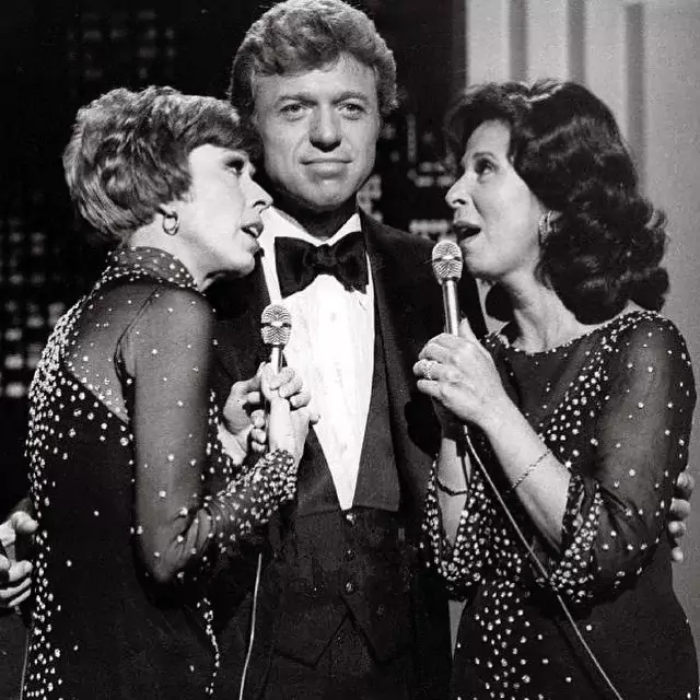 Music World Mourns: Steve Lawrence, Iconic Duo Member, Dies at 88